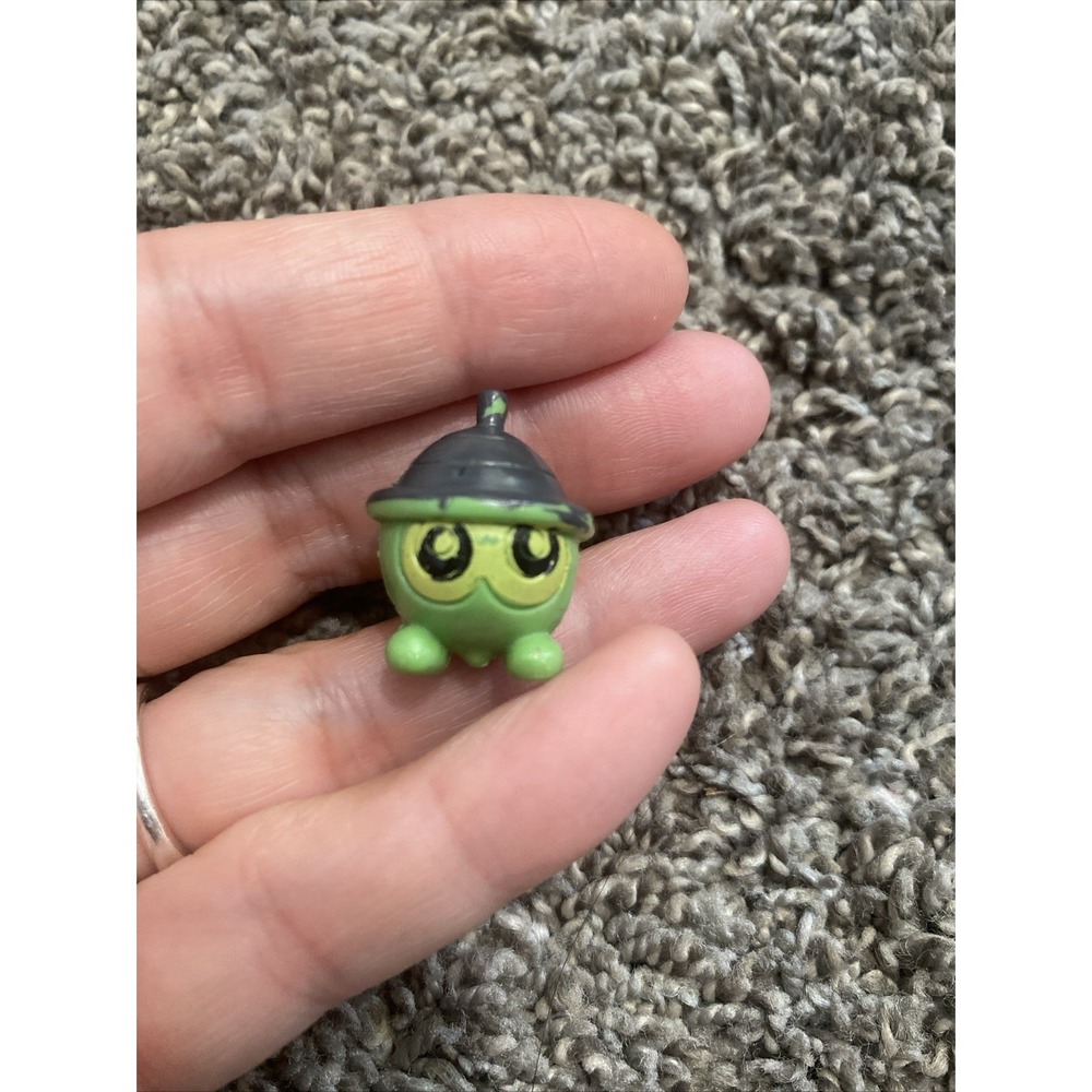 Vintage RL Pokemon Seedot 1" Micro Mini Collectible Figure